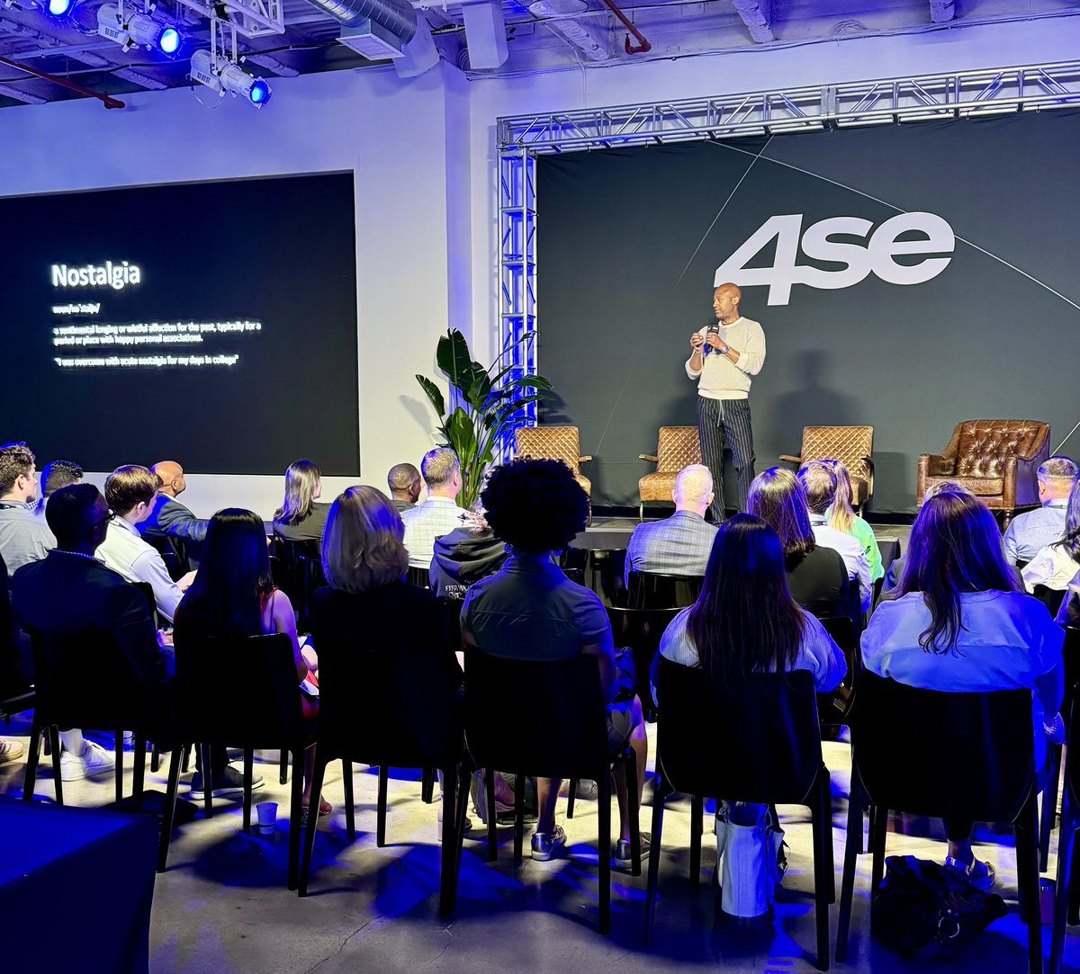 4 Things You Need to Know to Commercialize Nostalgia from @mitchell_ness CEO Eli Kumekpor at @4se_events 👀

- Reinterpreting the past without reliving the past
- Establishing emotional connections
- Social emotion
- Cultivating an aesthetic