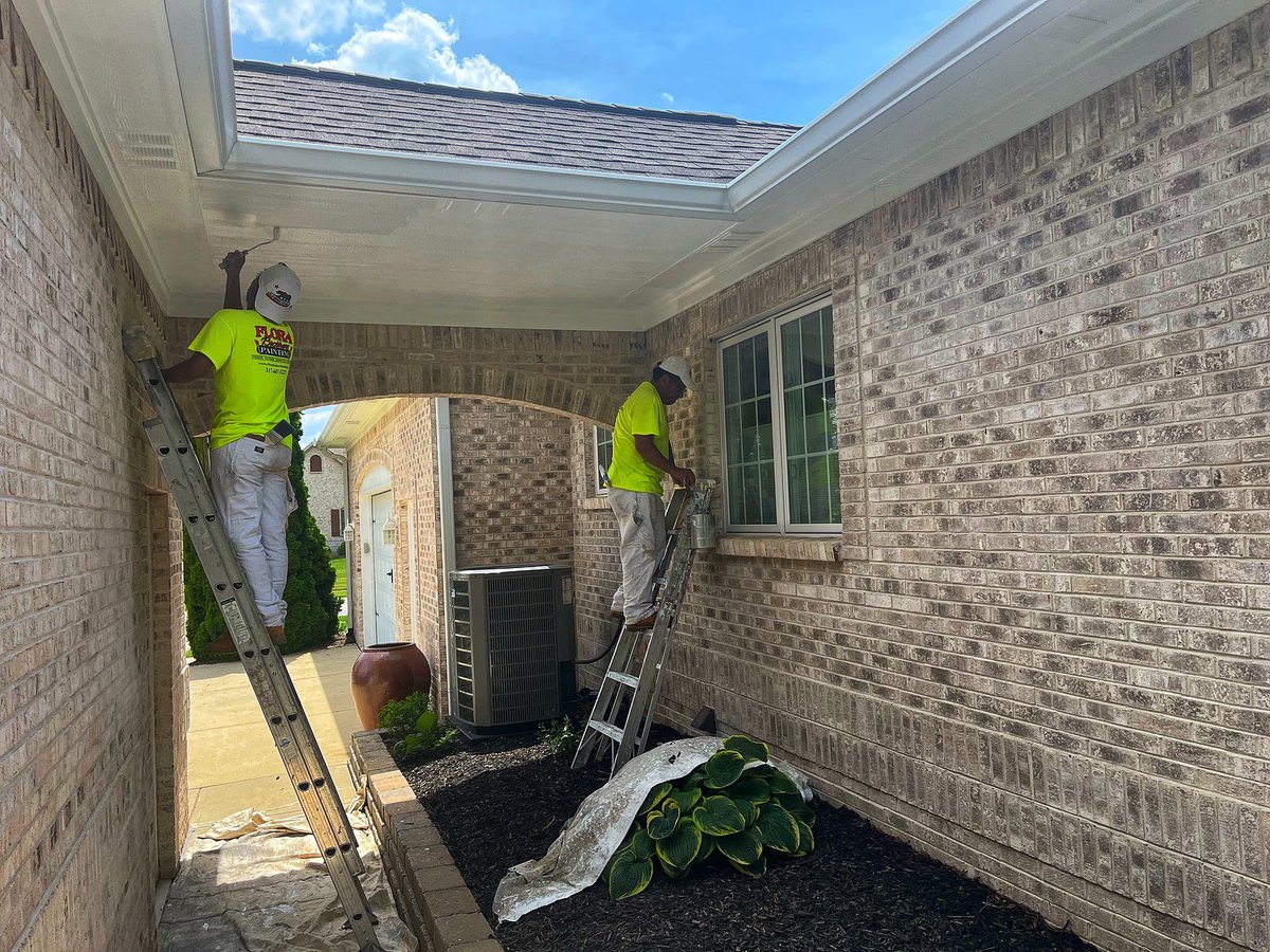 Florabropaint's tweet image. It’s a beautiful day in Danville to work for a great #repeatclient!

#exteriorpaintingcontractor #exteriordesign #ppg #ppgpaints #ppgproud #propertymanagement #indysbestpainter #indy #avon #plainfield #hendrickscounty #greenwoodindiana #customhome #indianapolis #exteriorpainting