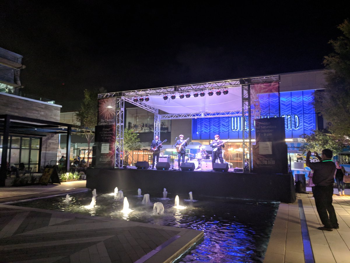 In_Depth_Events's tweet image. 📢 For top-quality stage and roof system rentals, look no further! 🔥In Depth Events offers load bearing stage and roof system rentals perfect for festivals, concerts, and city events.