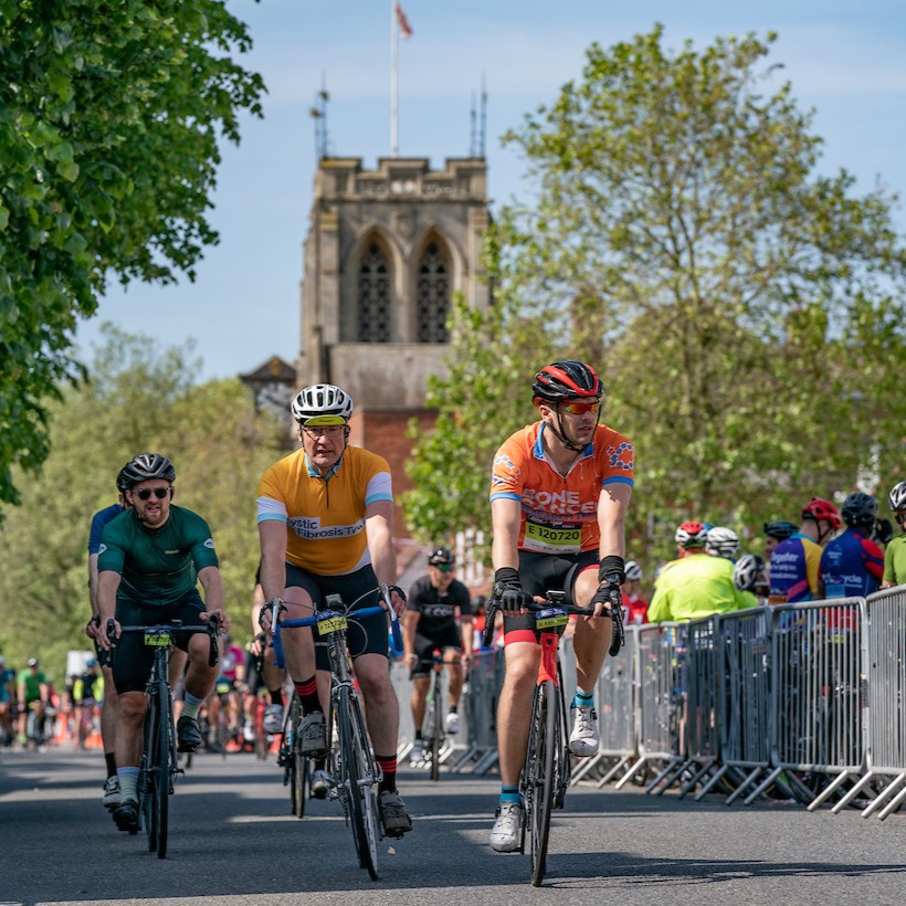 Taking on Ford #RideLondon for a brilliant cause? Now’s your chance to shout about it! Tag your charity of choice and share your official fundraising page in the comments. 👇