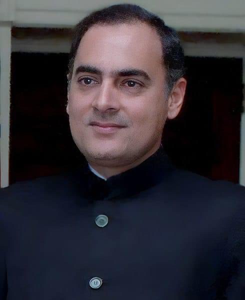 देश में संचार क्रांति के जनक, पूर्व प्रधानमंत्री 'भारत रत्न' स्व. श्री राजीव गांधी जी की पुण्यतिथि पर कोटि कोटि नमन।

#RajivGandhi