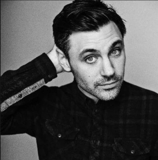 ⠀ 
𝐋𝐀𝐂𝐇𝐋𝐀𝐍 𝐅𝐑𝐀𝐍𝐊𝐋𝐈𝐍 𝐂𝐑𝐄𝐒𝐓𝐖𝐎𝐎𝐃

   second child of beatrice crestwood, brother to caroline and husband of cara albertini. father of mila and finn. american football coach at crestwood academy. former all star line back.

fc:  meryl  streep.