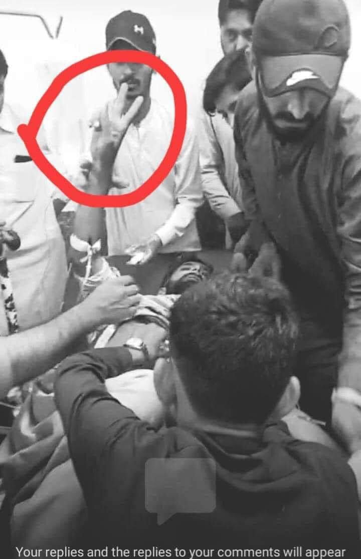 وہ جنگلات کی کٹائی کے خلاف بولتا ہے، وہ مزدوروں کے لیے مقررہ ملازمتوں کے لیے بولتا ہے، وہ اپنی بیٹیوں کی تعلیم کے لیے بولتا ہے، وہ صنعت کاری کے خلاف بولتا ہے، وہ کسانوں کے حقوق کے لیے بولتا ہے... تو اسے ماردو
<a href="/HamidMirPAK/">Hamid Mir حامد میر</a> <a href="/VeengasJ/">Veengas</a> <a href="/RiazSangi/">Riaz Sohail Janjhi, ریاض سہیل रियाज़ सुहैल</a>
#JusticeforNasrullahGadani