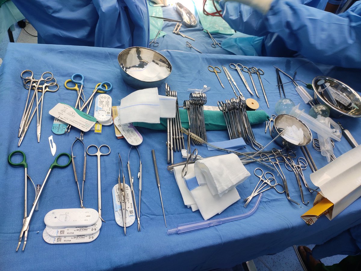vsimemon's tweet photo. Today's case,
CTVS surgery
6 Days old child
Diagnosis:-Critical valvular pulmonary stenosis(pin hole opening)
No LV,Good Right ventricle (RV) volume,No VSD/ASD, No COA,large PDA(L->R) , Left aortic aarch,severe RVH,
Normal BV function,PROSTA GLANDIN DEPENDENT DUCT CIRCULATION. https://t.co/gJOzTJV9sb