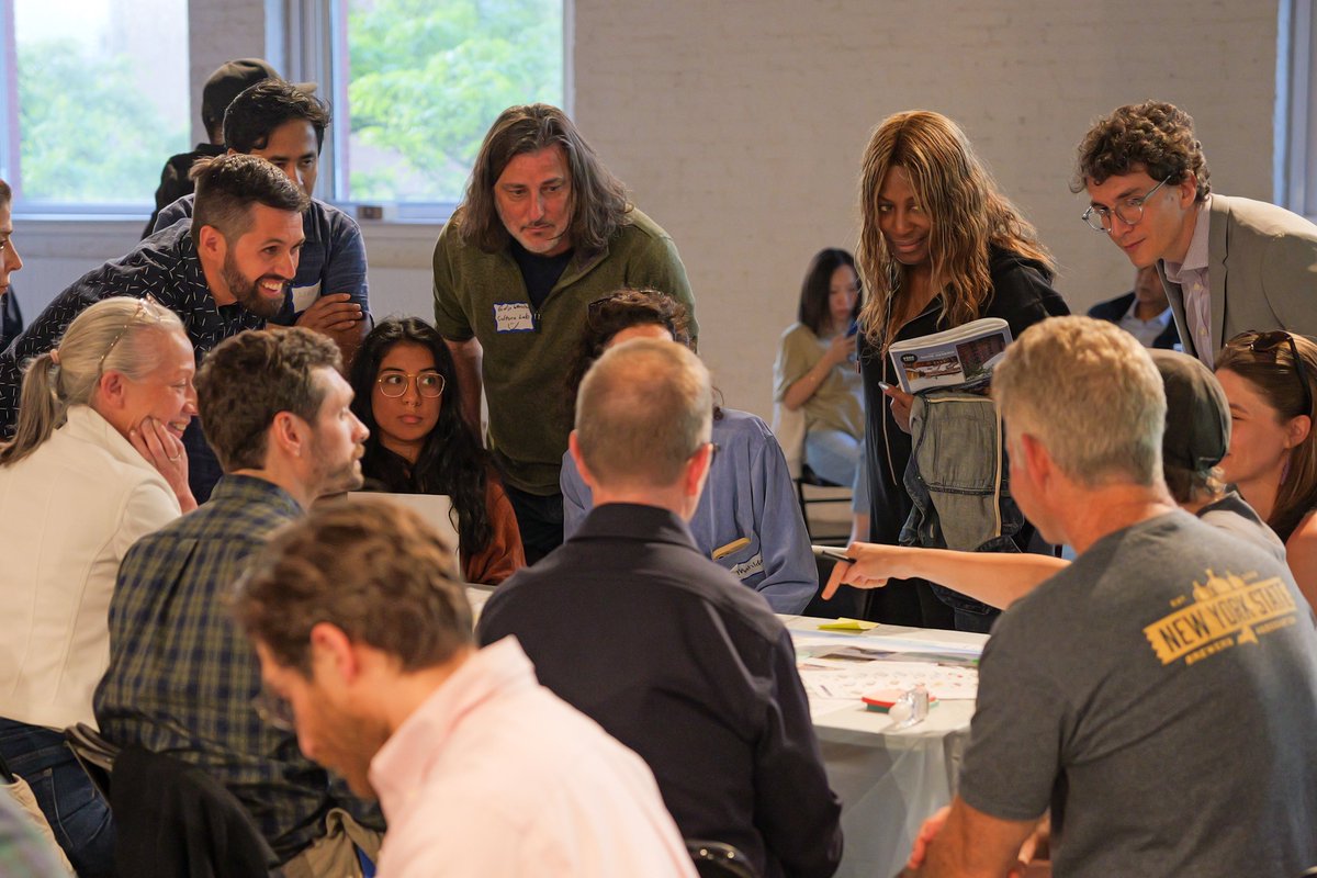 NYCPlanning's tweet photo. Thanks to everyone who joined us + @CMJulieWon at @MoMAPS1 to discuss the draft land use framework for the #LongIslandCity Neighborhood Plan!

After a presentation, we had focused conversations about different parts of the study area.

See the framework at https://t.co/qpL4fS4j2D https://t.co/uNZQM335Lb