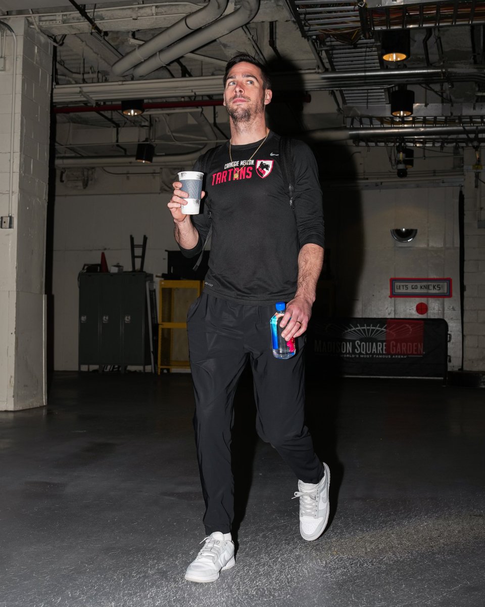 fit check, @TJMcConnell 🔥 Proud aunt and @cmutartanswbb new head coach, Kathy McConnell-Miller, shared pics of her nephew repping the Tartans on his way into MSG for Sunday night's Game 7 win. #TartanProud | #NBAPlayoffs