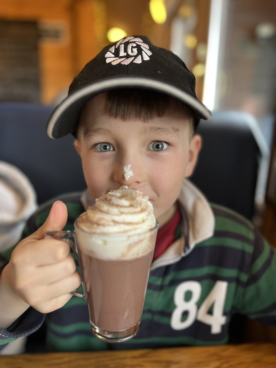 thecatbristow's tweet photo. You came into the world in a hurry and have been a world wind chatterbox creative adventurer ever since, kind, caring, patient, determined, funny, smiley, Happy Birthday #proud #dontchange #worldwind https://t.co/7N3lZ8kezK