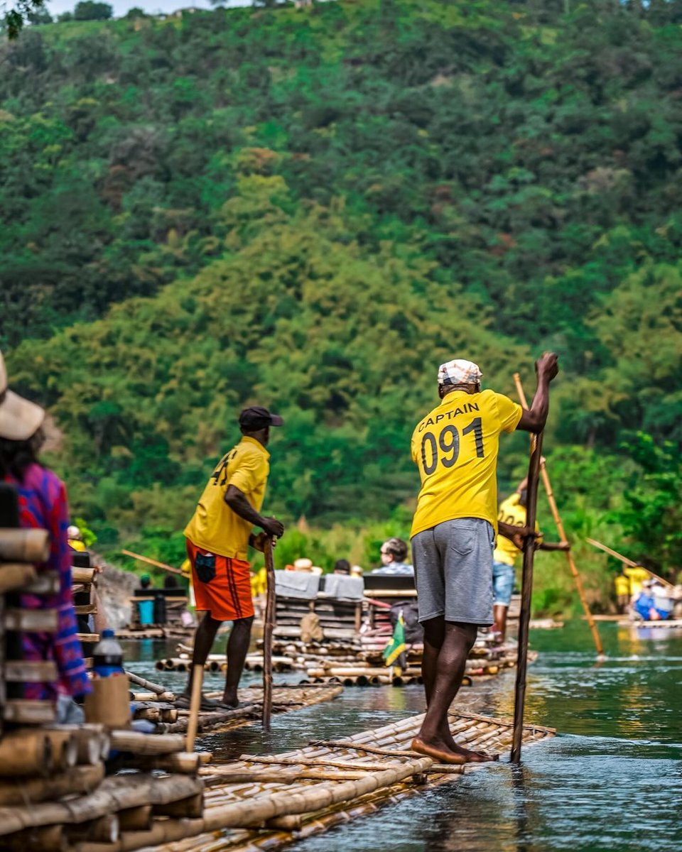 Awaken your mind, body and spirit to Portland’s natural charm and timeless beauty with a rafting adventure on the Rio Grande #VisitJamaica

📍Rio Grande, Port Antonio

📸:@⁠iamtonyfisher