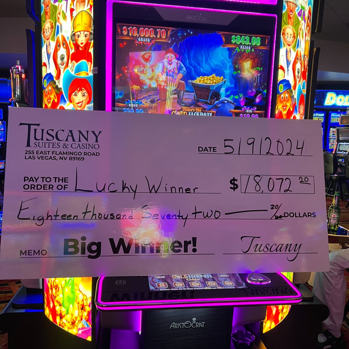 TuscanyCasino's tweet photo. May is filled with winners! Like a few lucky locals, one took home over $5K, and another took home over $18K! π°Β
Also a big congratulations to Ali who took home over $10K on her visit and the lucky winner who brought home over $15K! πΒ #davincirewards #tuscanylv https://t.co/8OqDMzrqRu
