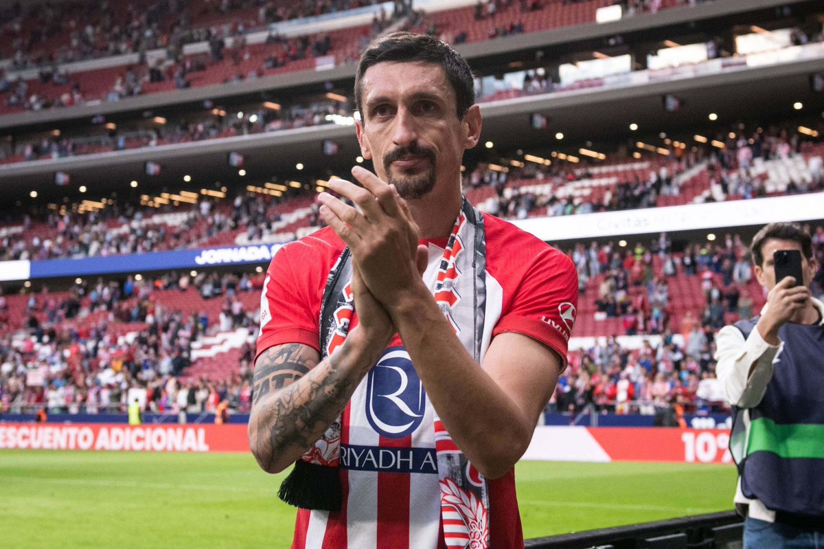 FA82Oficial's tweet photo. Gracias por honrar y defender el escudo del Atlético de Madrid. 
Esta siempre será tu casa.

Stefan Savic, uno de los nuestros. https://t.co/WsETMJTDRY
