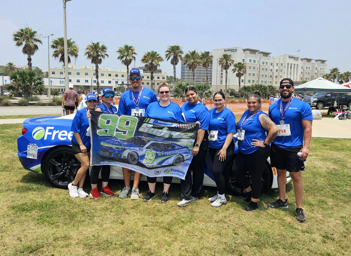 #TeamFreeway representing at the @BeachToBayRelay in Corpus Christi, TX.