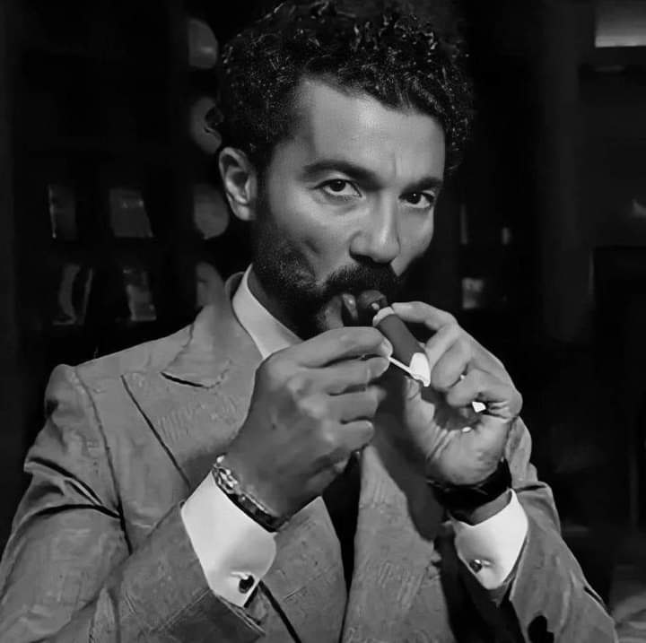 طول ما انت صح طنش وعيش اصل مينفعش الناس مترغيش 👌