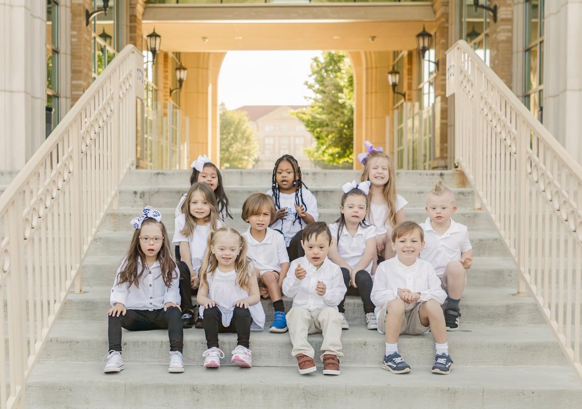 TCU's tweet photo. KinderFrogs class of 2024!🎓💜 Congratulations to our littlest Horned Frogs!🐸 #TCUGrad #TCU

Photos by Three Arrow Images https://t.co/WN2O2BK14G