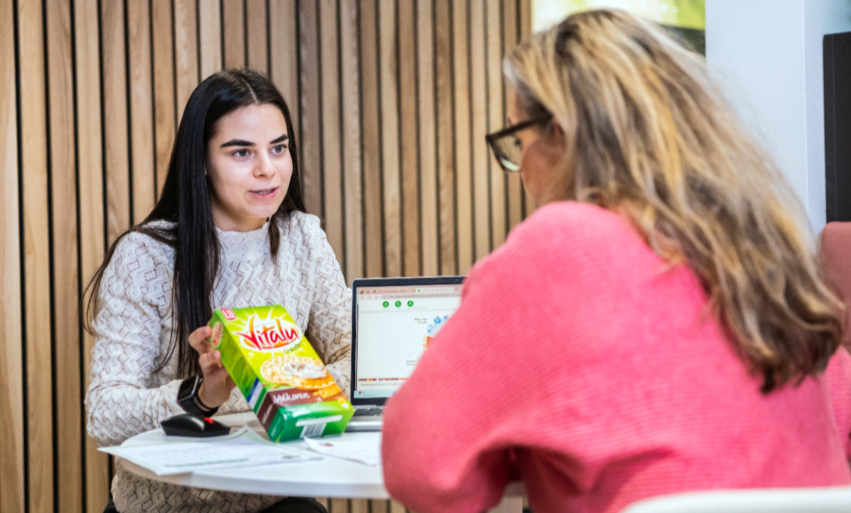 Diëtisten opgelet! Op 1 oktober '24 start er weer een nieuwe post-hbo cursus Leefstijlcoach voor diëtisten. Ben jij als diëtist bezig met leefstijlcoaching? En beheers je de basistechnieken van Motiverende Gespreksvoering? Kijk dan hier👇

han.nl/opleidingen/po…

#LLO #posthbo