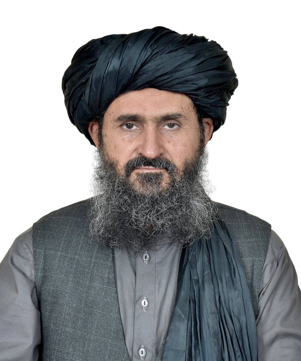 ملا عبدالغني برادر داسې شخص دی چې حتی دښمنان یې هم د هغه د وطن دوستۍ تصدیق کوي. 

ملا برادر له خدای او ولس سره ژمنه کړې چې دا وطن به جوړوي. قدر یې وکړئ، داسې مشران ډېر کم پیدا کیږي.