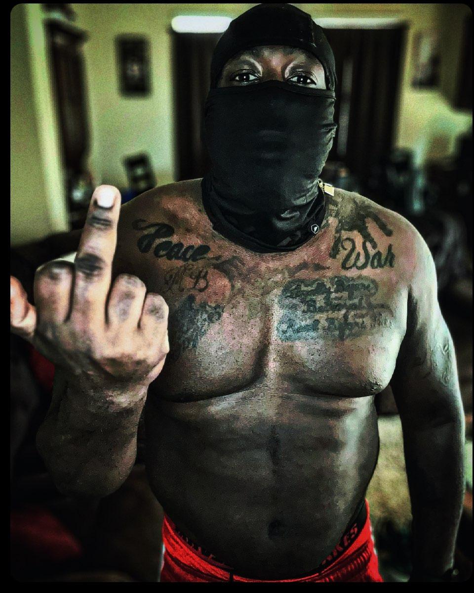 KILLA_TMADDNESS's tweet photo. Going hard... health is wealth! https://t.co/os99iMqhOr