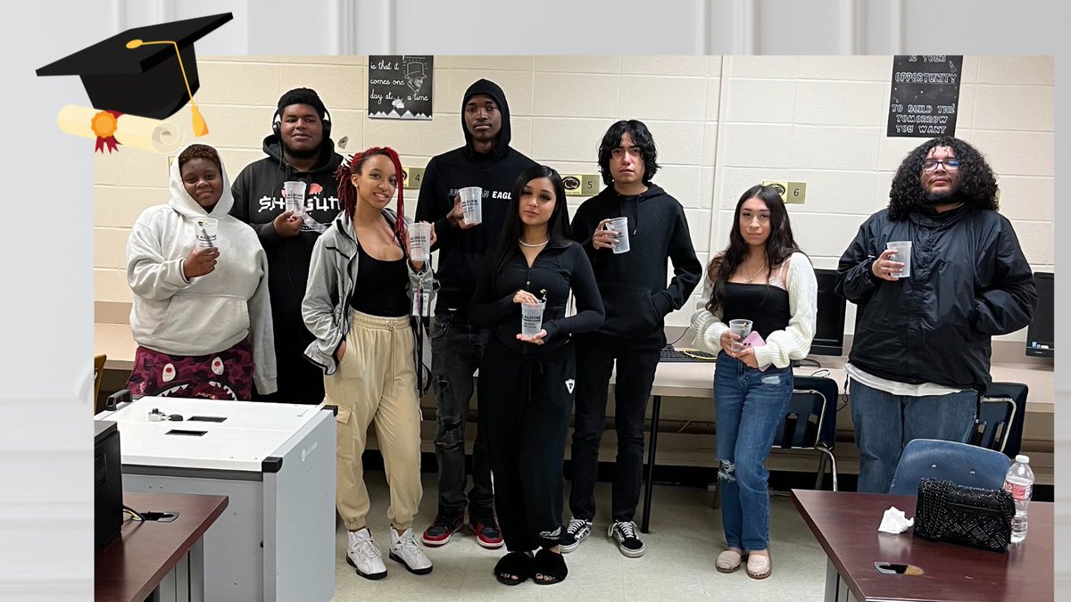 @AldineVS is so so proud of our online learning seniors at @NimitzHS_AISD ! We shared some swag to celebrate their accomplishments! #graduation #MyAldine @OOT_AldineISD @skanderson26 @adbustil @vermicjohnson @ajaxa4 @AldineISD