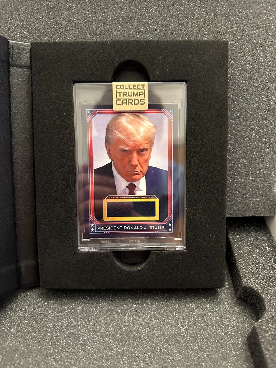 CollectTrump's tweet photo. We hope you guys are enjoying THE FIRST TRADING CARDS by a U.S President! Historical and Beautiful. Which one did you get? https://t.co/funfvV5hmp