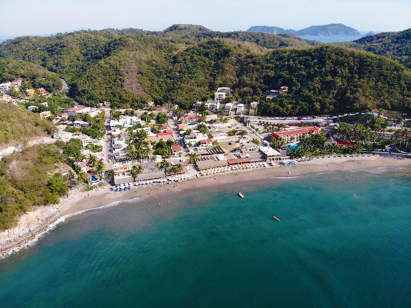 ¡Costalegre, Jalisco te espera con sus playas paradisíacas! ¡Un paraíso costero que no puedes perderte! 🏖️🌴 #JaliscoEsMéxico #CostalegreJalisco #PlayasIncreíbles #RecorreLaCosta