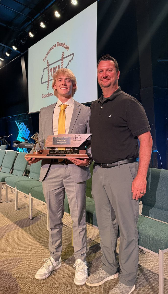 bkbassham11's tweet photo. Huge Congrats to BB3! Well deserved. 🦅⚾️ @EagleBaseballTN @eaglevilleath https://t.co/H8wtc9I7Qn