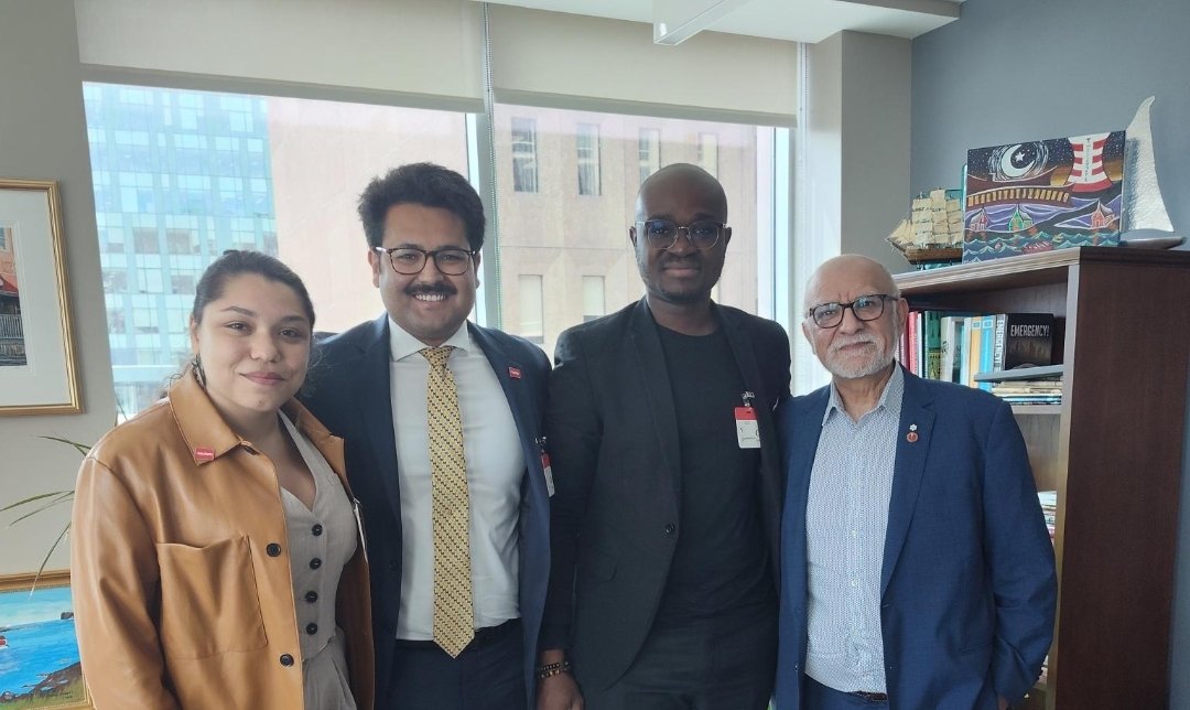 Results Canada & @KennethPrudenc2 (@AsapsuC's head of advocacy) had the privilege of meeting @SenatorRavalia today to discuss continued 🇨🇦 support for life-saving #GlobalHealth mechanisms. Thank you for championing global immunization efforts & health equity around the world! 🌍