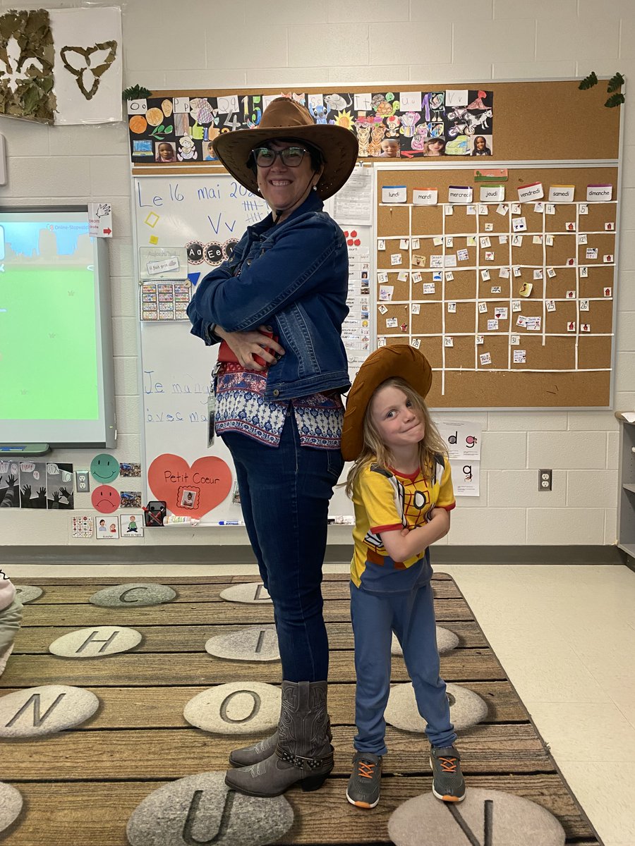 Les élèves et le personnel se sont amusés lors de notre journée au thème western! Voici quelques photos...
<a href="/JPGagnier/">J</a>