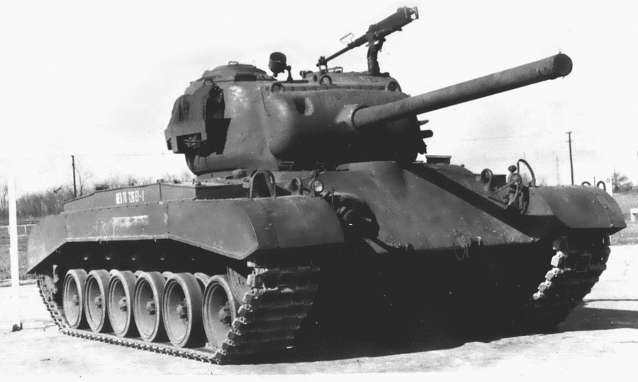 Trials of tank prototypes of the T20 series at the Aberdeen Proving Grounds ended #OTD in 1944. The Medium Tank T26E1 emerged as the clear winner over the T23 and T25E1. This tank evolved into the Heavy Tank M26 or Pershing. #tanks #History #WW2 #WWII