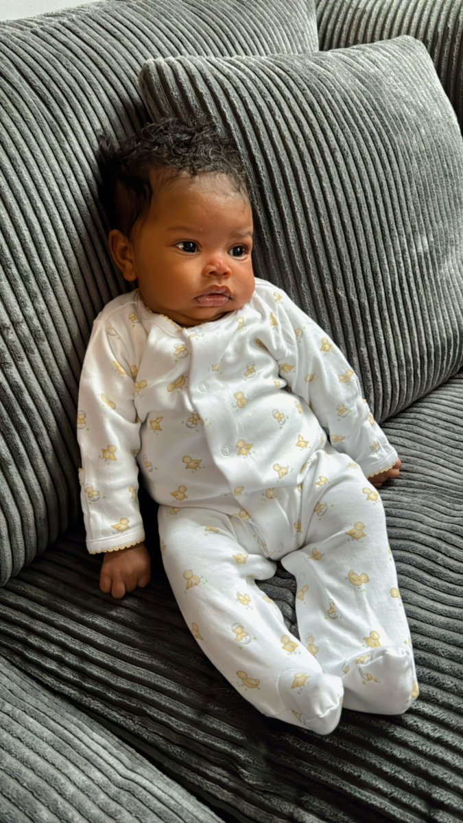 JewNicolee's tweet photo. Tyrae and I really made TWO cute ass kids*** https://t.co/WHgGxdW7oC