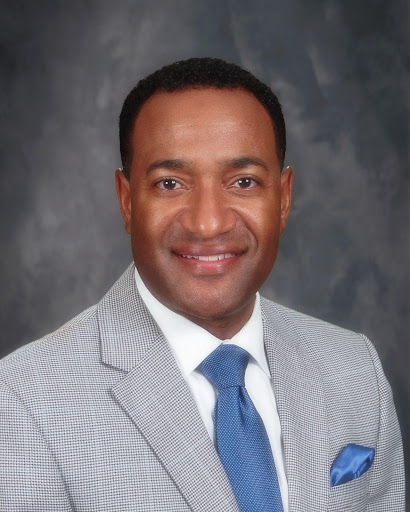 We're excited to announce Dr. Jarrett D. Johnson will take the helm as <a href="/BwoodBucs/">Brazoswood HS</a> principal. “We believe Dr. Johnson has the leadership abilities to continue the valuable connections to the community, the Buccaneer pride and traditions..." Read more brazosportisd.net/news/what_s_ne…