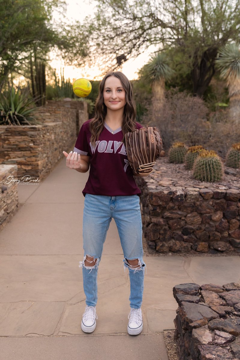 Not only is this beauty a 2024 graduate, she's also a 2-time state champion! Congrats Kylee! #seniorphotos #senioryear #seniorportraits #seniorpictures #sherrybrookssenior #seniorphotographer #azphotographer #chandlerphotographer #classof2024