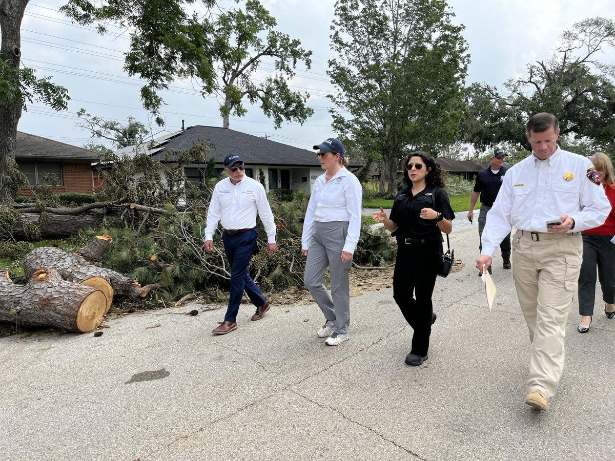 I’m on the ground in Houston, TX to survey the devastating storm damages & meet with local officials & survivors. Our @FEMA teams are on the ground assisting with response efforts. We will continue to support the state for as long as it takes to help these communities rebuild.