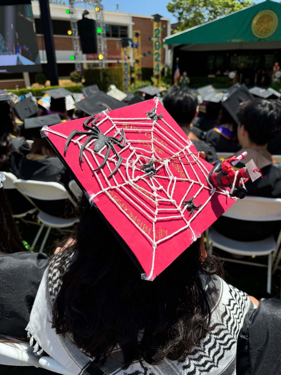calpolypomona's tweet image. Hey Broncos, vote for your favorite mortarboard from our commencement ceremonies!  #CPPgrad   
These were the top four finalists from the past weekend. Who will be the winner? 
Vote below ⬇️