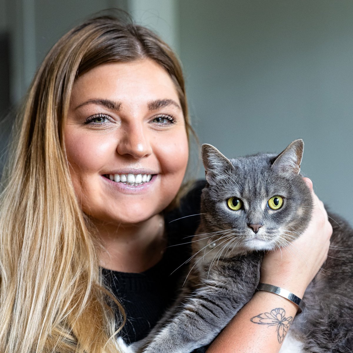 A shy cat by nature, Lucy struggled to grab the attention of potential adopters. Little did she know, she had already stolen the heart of someone many miles away.

Find out why the best things in life are worth waiting for in this month's Happy Tails: vbspca.com/happy-tails-lu…