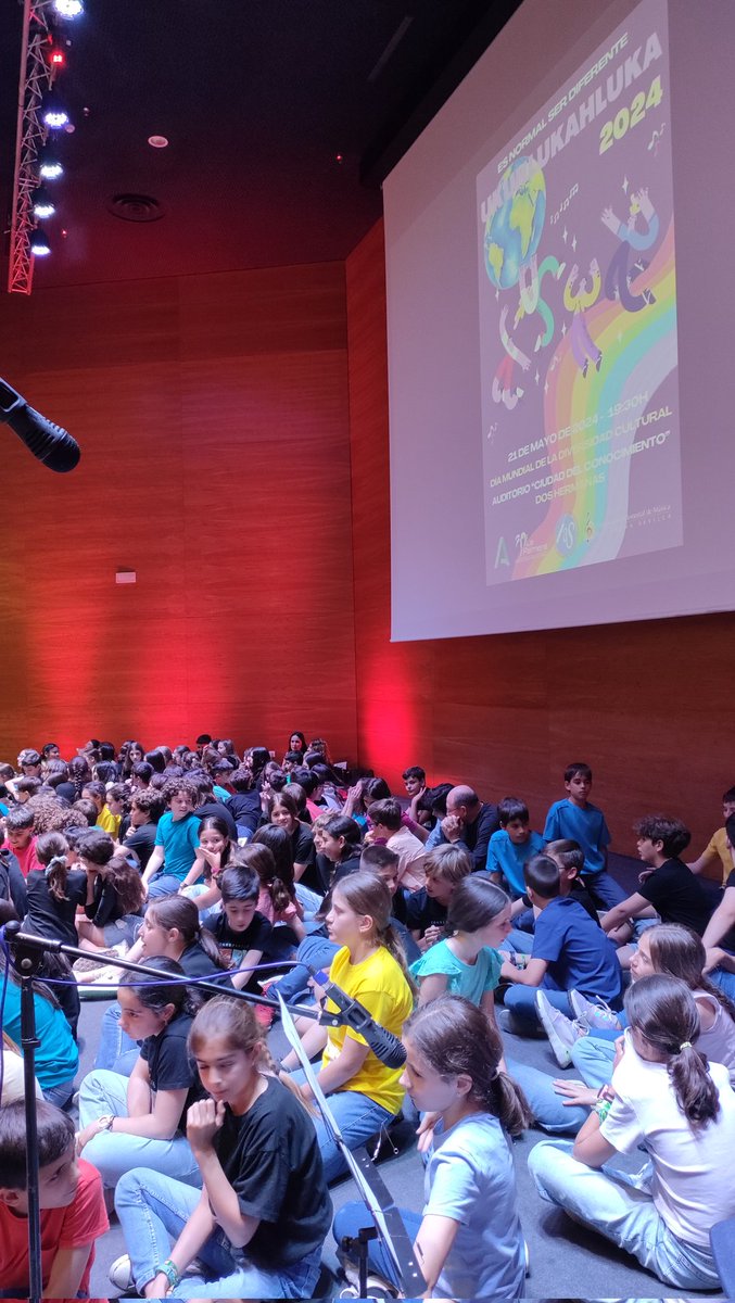 CEM La Palmera tweet media