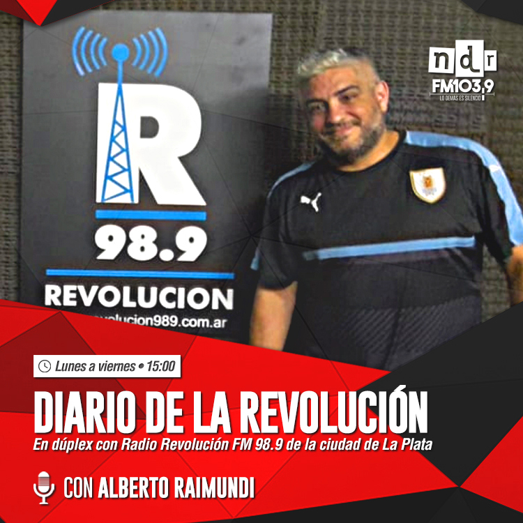 ¡Buenas tardes, amigoyentes! 👋 #ProgramaciónNdR / #LoDemásEsUnaFarsa 📣 Desandamos una nueva semana en #DiarioDeLaRevolución 🎙 Con la conducción de @albertoraimundi. 📻 En dúplex con nuestra emisora hermana: @revolucion989, de #LaPlata.