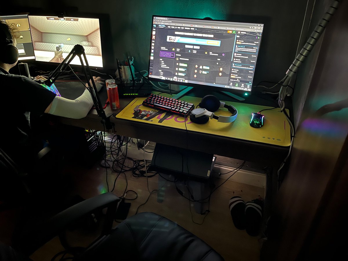 Had a power outage ⚡️

Pulled through to <a href="/LiamRatcliff2/">Frosti</a> 

We win these 👑

<a href="/MonarchRealm/">Monarch</a>