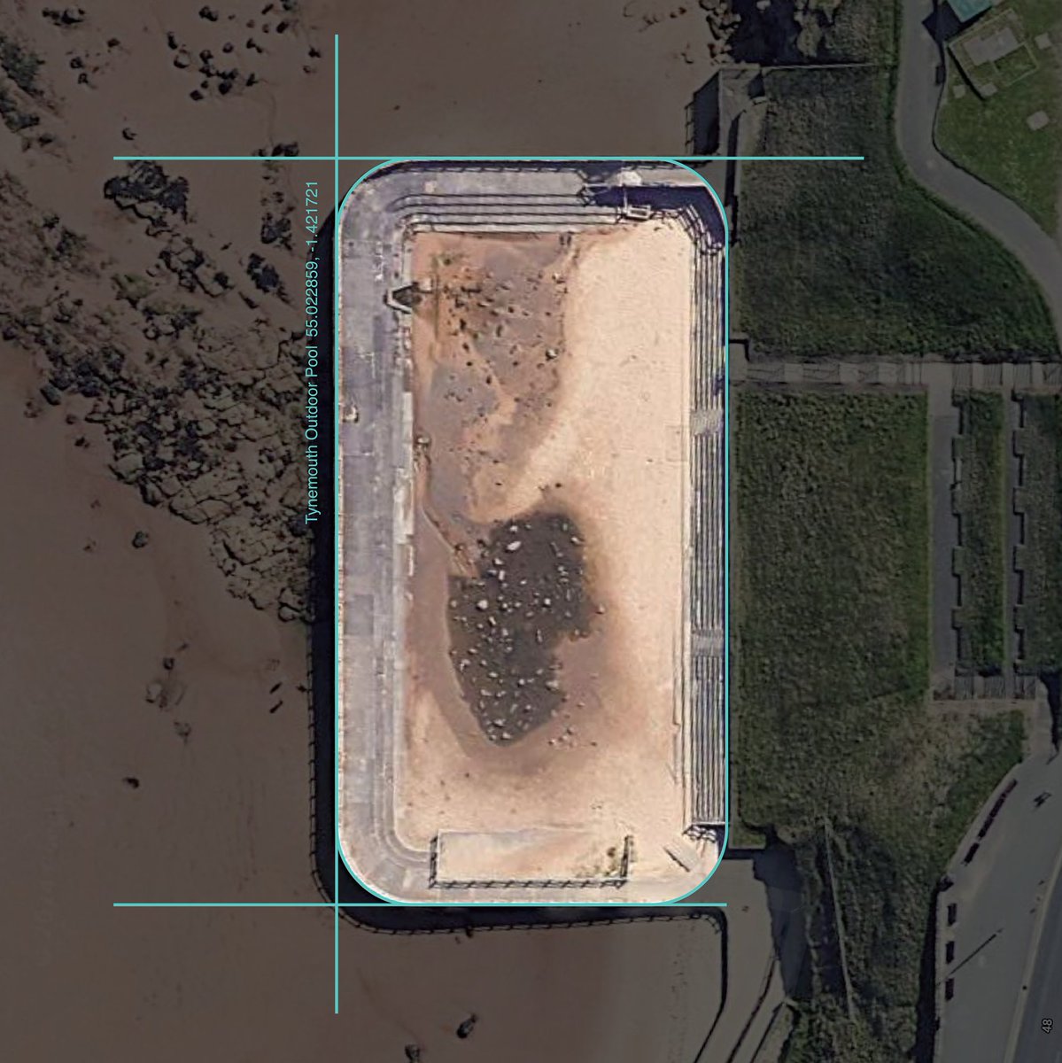 TynemouthPool's tweet image. Inspired by our ambition and the iconic #tynemouth longsands location, @_Wonderstuff Art x Sport have created a SS14 must have, helping raise awareness and support the project and restoration efforts. #futurelidos #changethefuture wonderstuff.co/store/