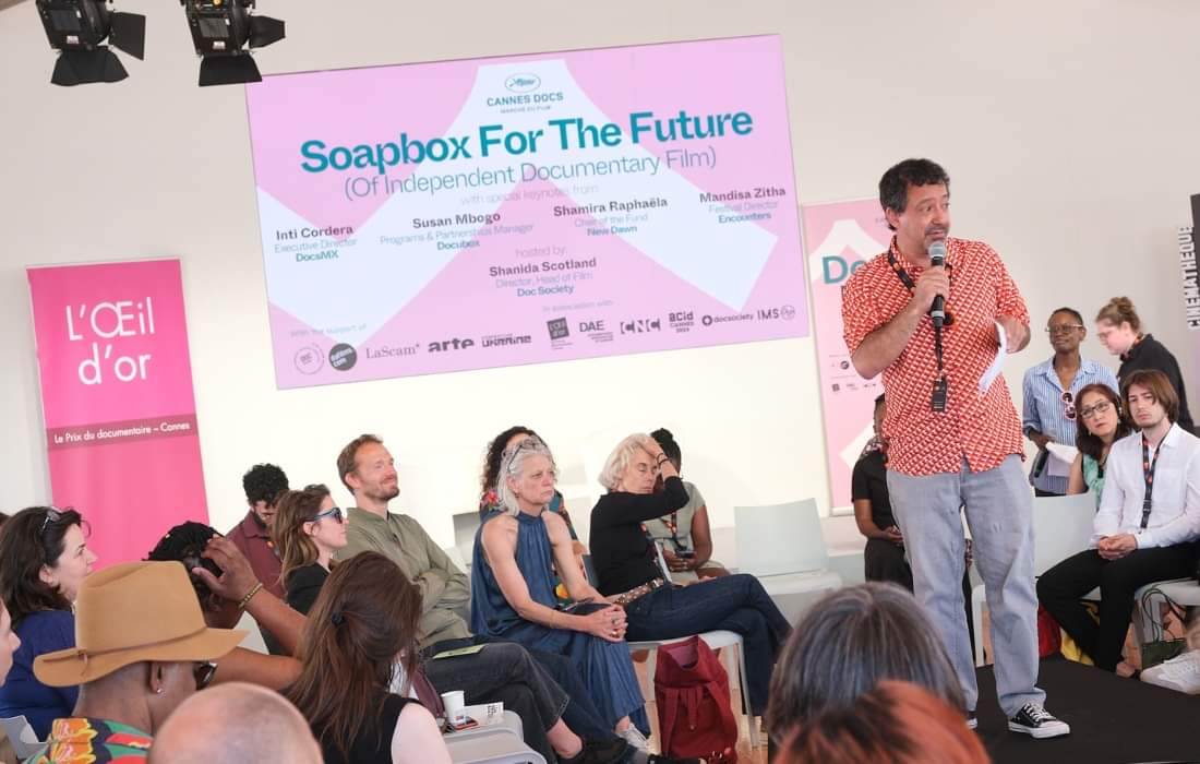 DocsMX (@docsmx) on Twitter photo Nuestro director ejecutivo, <a href="/IntiCordera/">Inti Cordera</a>, participó en el #DocDayCannes, actividad impulsada por el Marché su Film del <a href="/Festival_Cannes/">Festival de Cannes</a>.
Ofreció, junto a otrxs profesionales, una charla sobre el cine documental independiente.
#Cannes2024 Nuestro director ejecutivo, <a href="/IntiCordera/">Inti Cordera</a>, participó en el #DocDayCannes, actividad impulsada por el Marché su Film del <a href="/Festival_Cannes/">Festival de Cannes</a>.
Ofreció, junto a otrxs profesionales, una charla sobre el cine documental independiente.
#Cannes2024