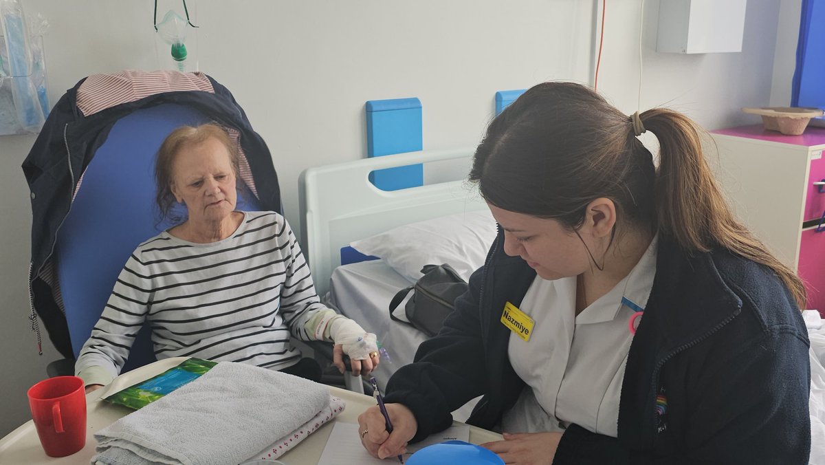 UHB Vulnerabilities and Safeguarding (@uhbsafeguarding) on Twitter photo Here we have Naz, one of our TNA's who came to spend time with our team, completing the AAM, the dementia pathway booklet and spending time with our patients. Her passion for dementia care shines through. Well done Naz <a href="/uhbtrust/">University Hospitals Birmingham</a> <a href="/R_OLeary1/">Ruth O’Leary</a> <a href="/jacksjul/">julie jackson</a> <a href="/MargaretGarbet6/">Margaret Garbett</a> Here we have Naz, one of our TNA's who came to spend time with our team, completing the AAM, the dementia pathway booklet and spending time with our patients. Her passion for dementia care shines through. Well done Naz <a href="/uhbtrust/">University Hospitals Birmingham</a> <a href="/R_OLeary1/">Ruth O’Leary</a> <a href="/jacksjul/">julie jackson</a> <a href="/MargaretGarbet6/">Margaret Garbett</a>