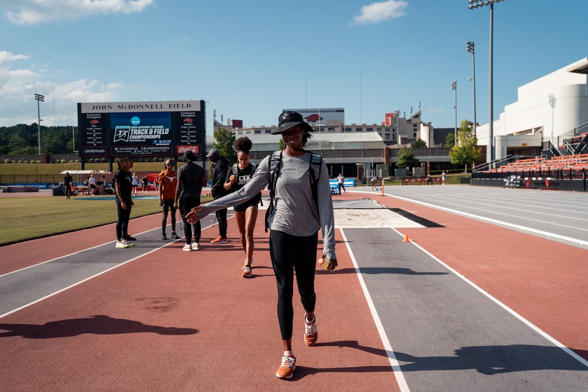 Texas T&F/XC tweet media