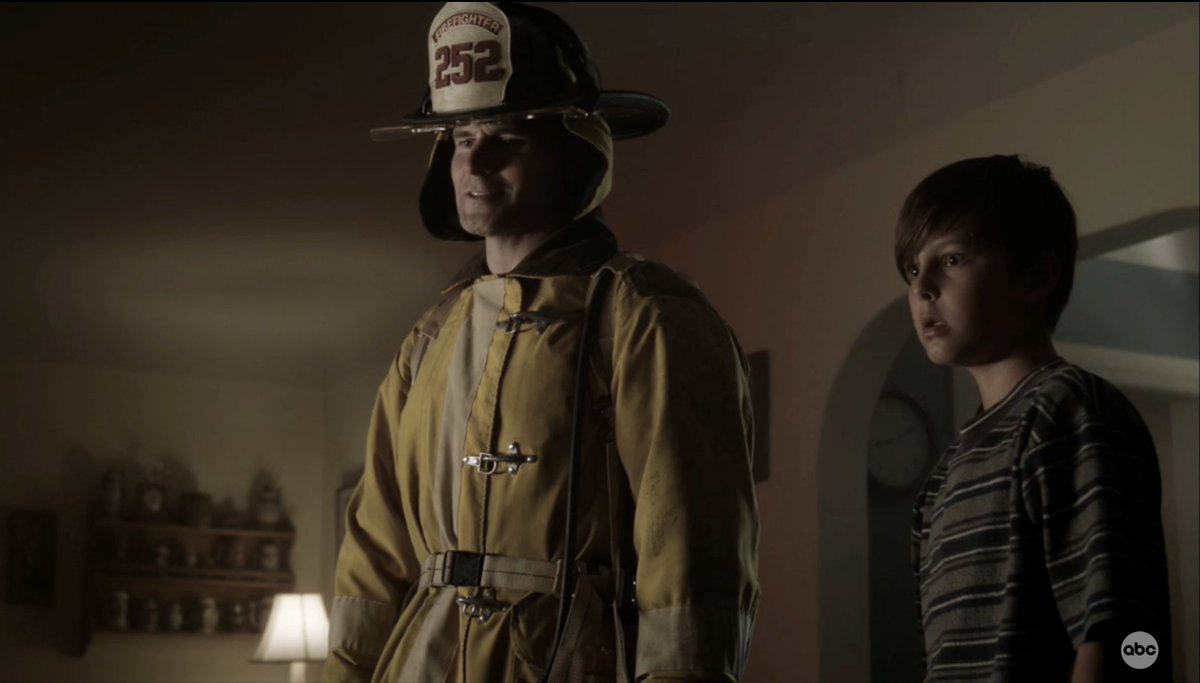 theESInetwork's tweet photo. @huntingtondaly plays Phil Underwood in the newest episode of @911onabc, now available to watch!! Congrats Huntington 👏🔥💥👨‍🚒 
#theESInetwork
*
*
*
#911onABC #abc #abcnetwork #firefighter #actor #actinglife #losangeles #bookedandbusy #bookedit https://t.co/0y9Njw5eJr