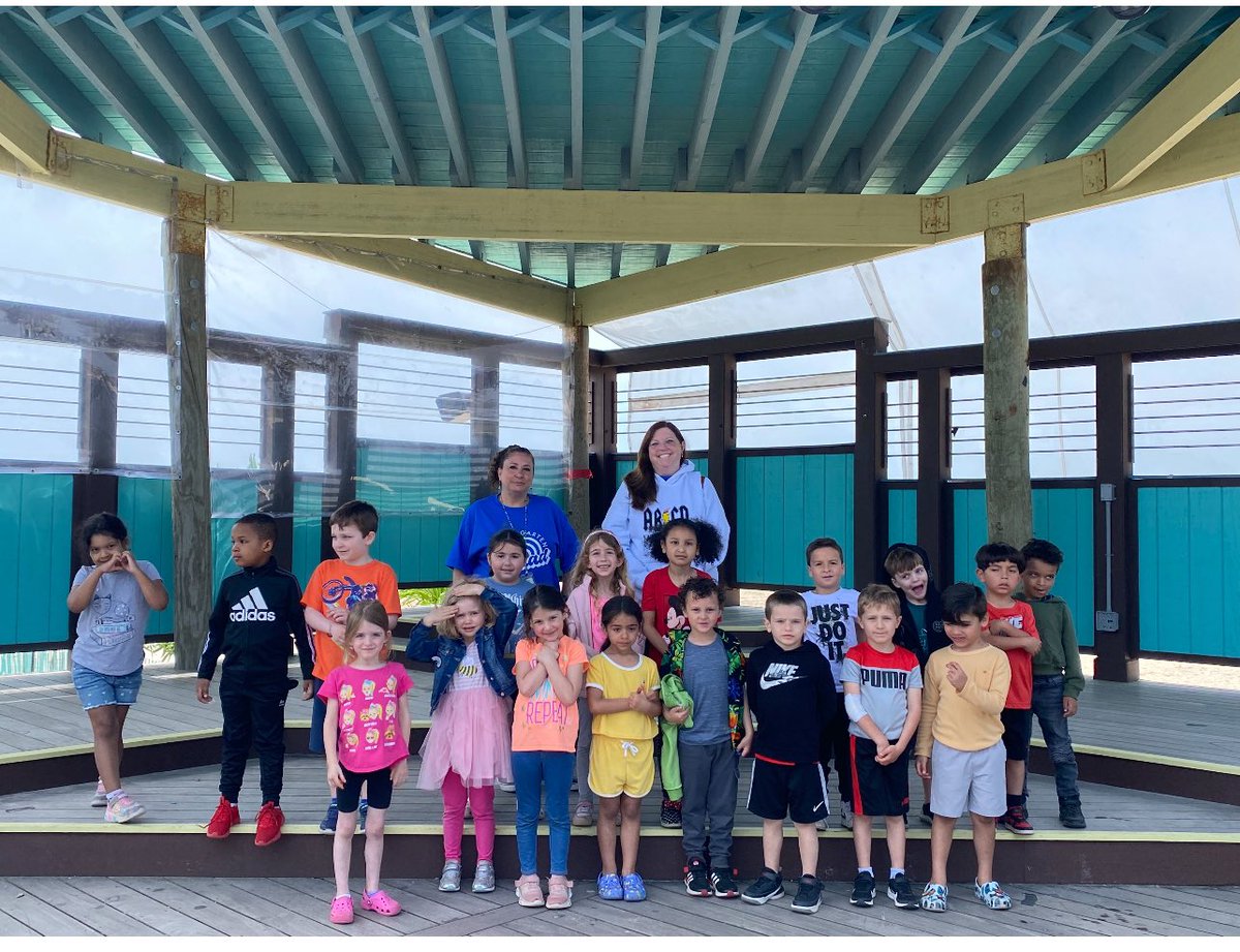 A great day at Cedar Beach for our Kindergarten team !!!