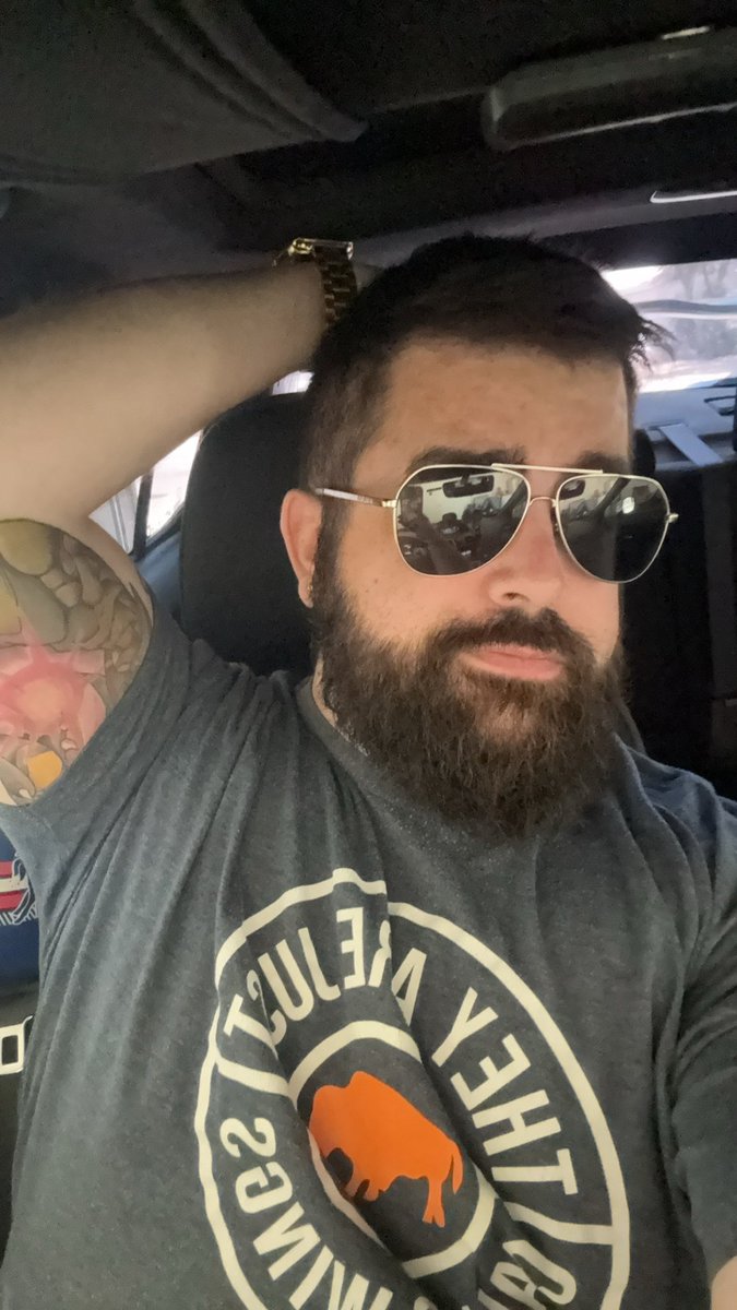 34 ain’t looking too bad on me 🎈🎈