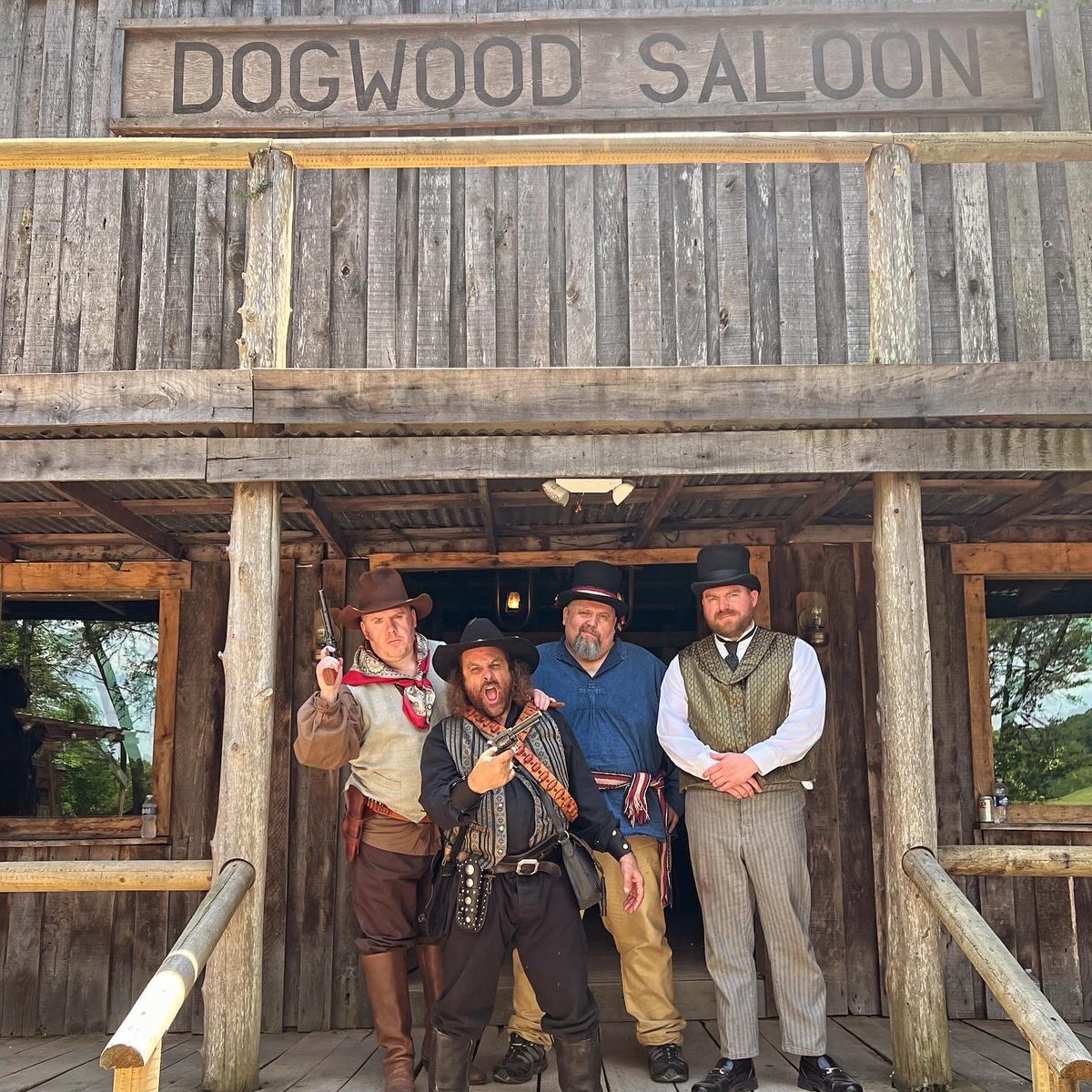 Perry Caravello Live tweet media