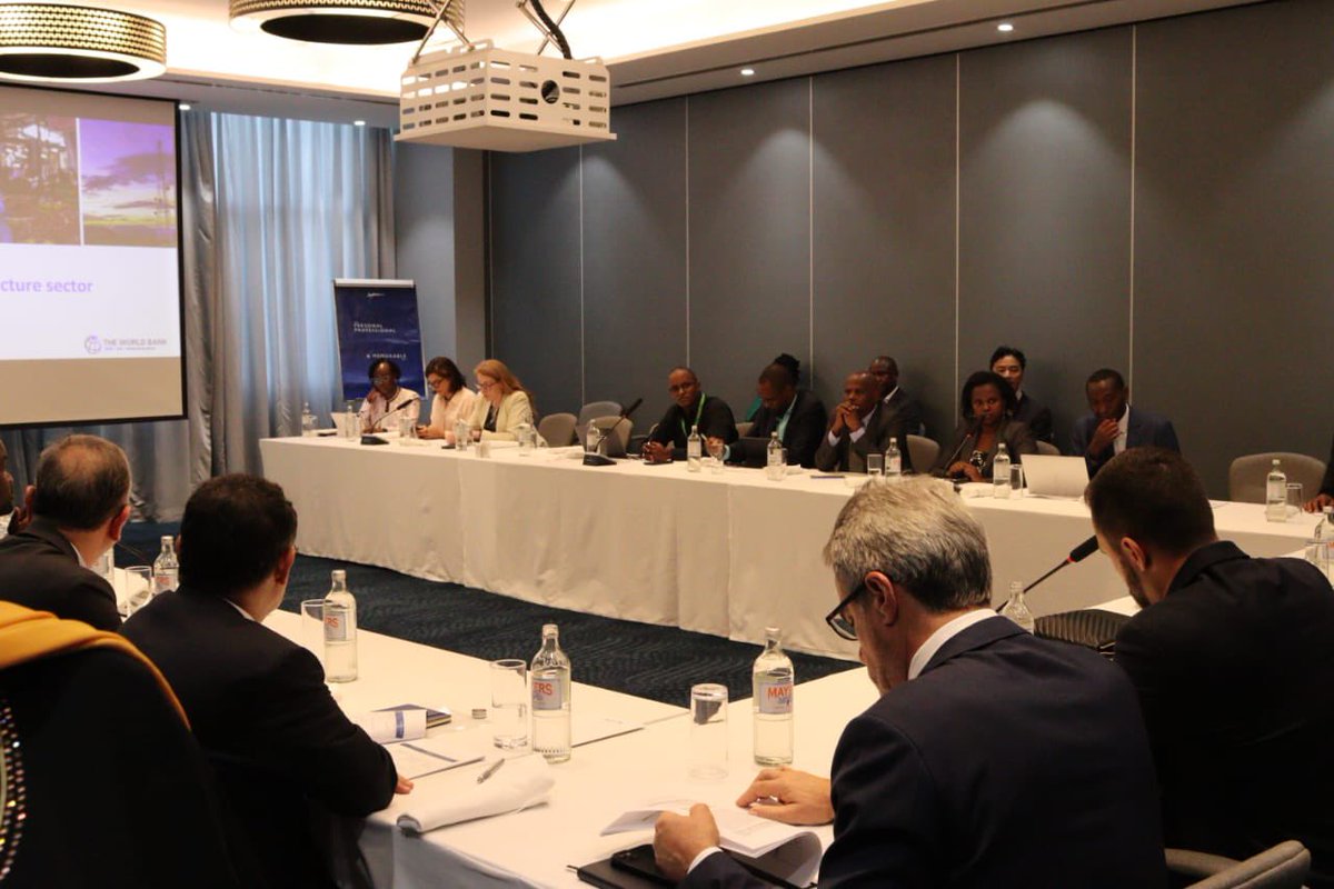 Deputy Data Commissioner @otienoscar_ke joined World Bank group executive directors and the @MoICTKenya for a key roundtable discussion on ict infrastructure development. He highlighted on critical gaps in awareness among private sector players regarding their obligation