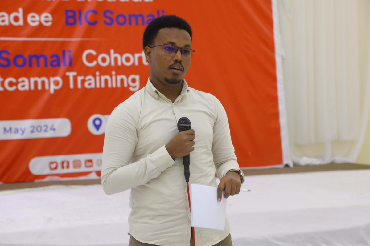 iRiseHub's tweet image. We are thrilled to have BIC Somali Cohort 1 alumni join our Cohort 2 Bootcamp Training! 

Their shared experiences and guidance were invaluable to our new participants. Three Cohort 1 alumni took the time to inspire and support Cohort 2—one virtually and two in person.

A big…