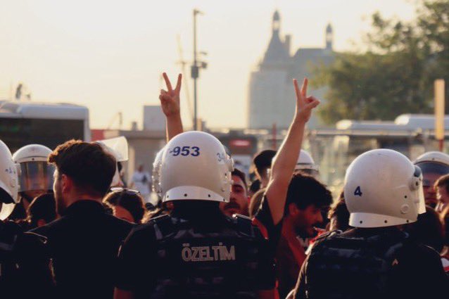 ⚠️ 1 Mayıs’ta Taksim’e yürümek istediği için bir yoldaşımız daha bugün tutuklandı!

🚩 Derneğimiz üyesi Berkan Bütün hakkında bugün çıkarıldığı mahkeme tarafından tutuklama kararı verildi. 

🚩 Rana, Sait, Özenç, Umut ve Berkan’ın mücadelesi bize emanet!

#HepsiniAlacağız