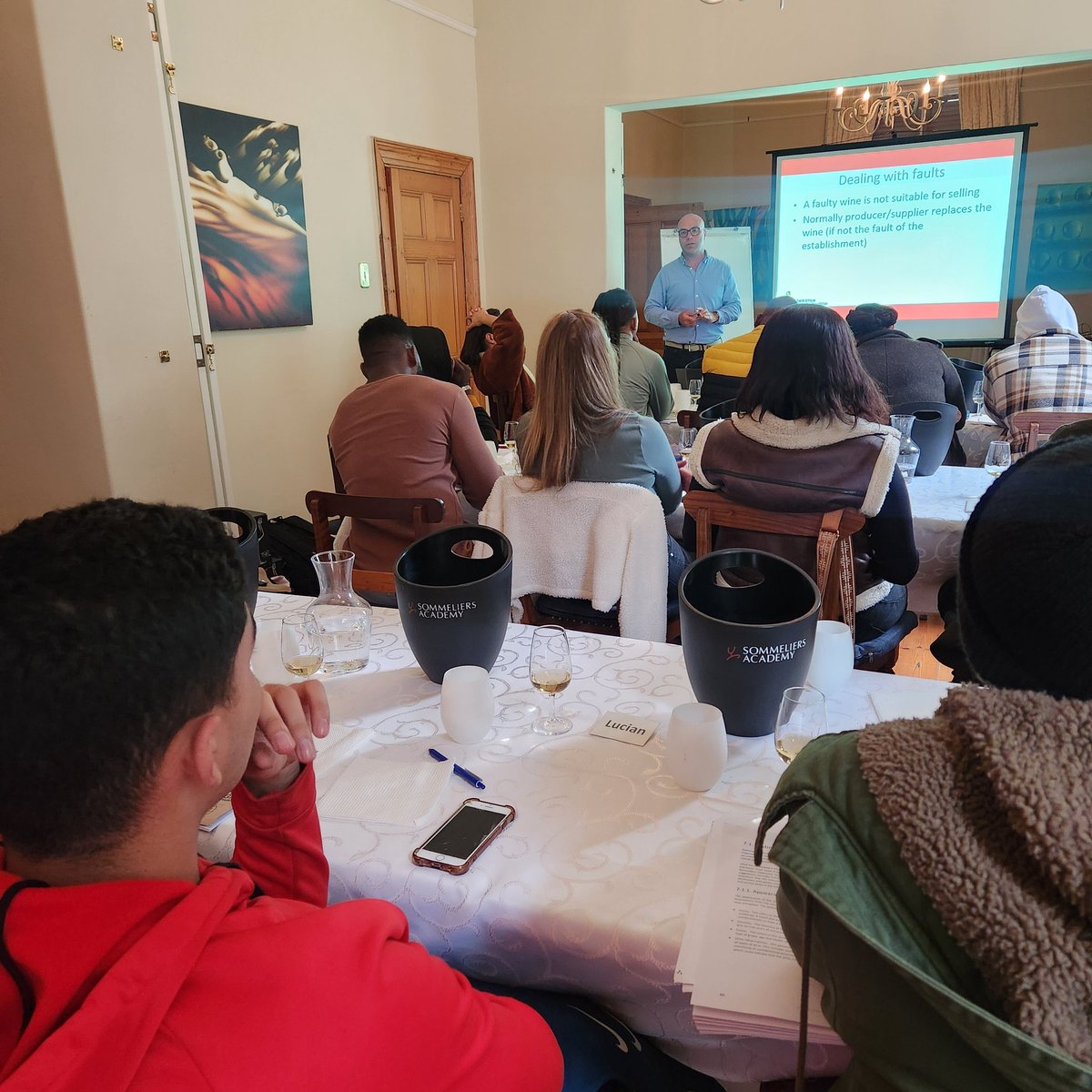 Teaching our SASA Sommelier course with legend Higgo Jacobs. Today we focused on tasting methodology and how to analyze the wine for food pairing purposes.... we are sommeliers after all. Register on sommeliers.academy