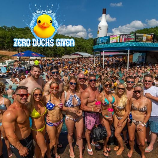 ZERO DUCKS GIVEN PARTY this Saturday #MemorialDayWeekend #lakeoftheozarks

MUST SEE WILD PARTY VIDEO tinyurl.com/y3t2duy5

#bar #restaurant #waterfront #pool
