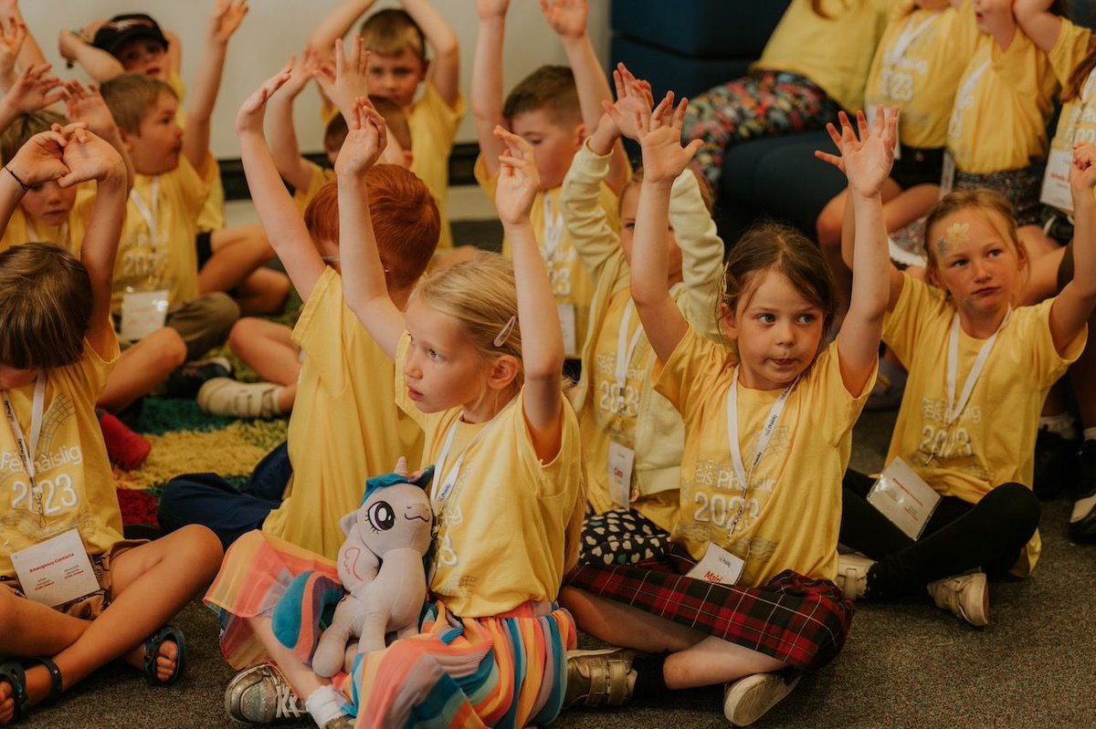 feisphaislig's tweet photo. Fèis Week 2024 🌟 For our youngest participants in P1-P3, Fèis Bheag is an introduction to Gaelic culture through fun songs and engaging activities 🎶

📆 Applications close this Sunday 26th May. Find out more and sign-up here: https://t.co/kUOspGgt53 https://t.co/rZT8dEdK5r